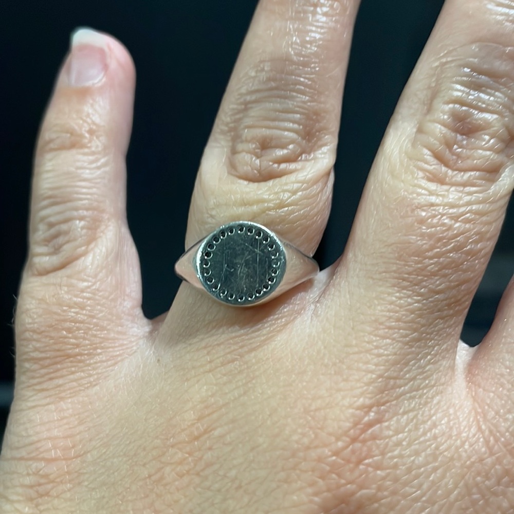 Pandora signature ring. Size 54/7
